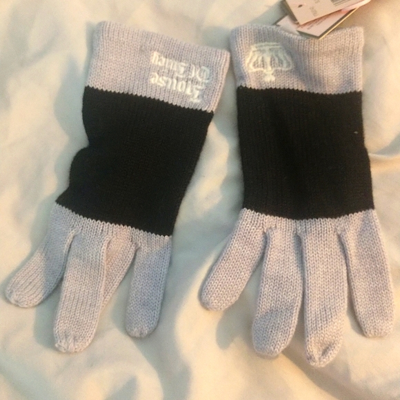 Vintage Juicy Couture hat, scarf and glove set - Picture 6 of 12